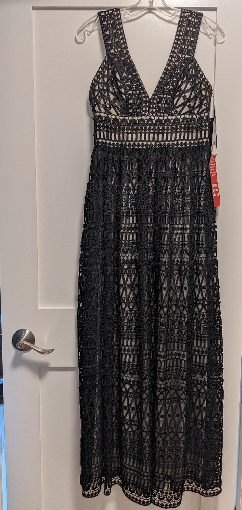 Nicole Miller Dress/Gown